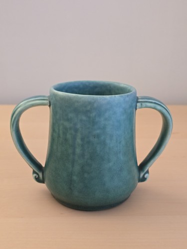 Devonmoor pottery twin - twin, handled