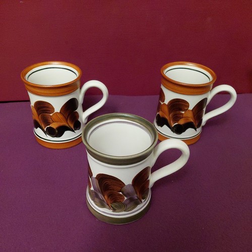 Denby 70s art pottery trish - 3x,
